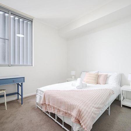 Canterbury Fashion 2Br Steps To Train & Woolworths Sydney Eksteriør billede