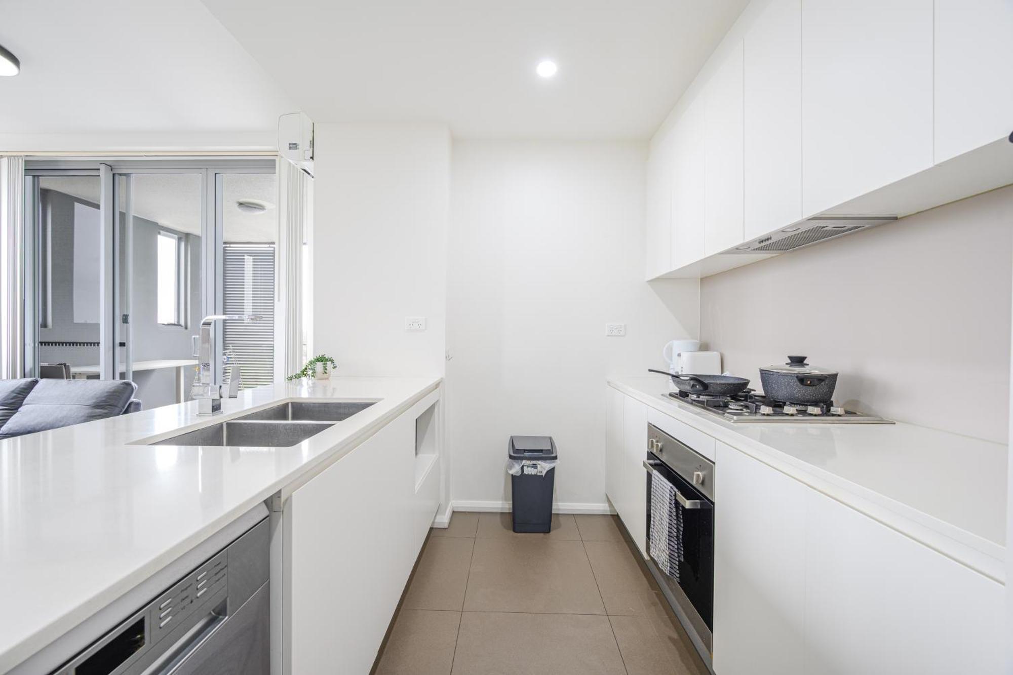 Canterbury Fashion 2Br Steps To Train & Woolworths Sydney Eksteriør billede